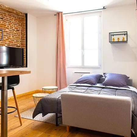 Cosyment Parfait Apartment